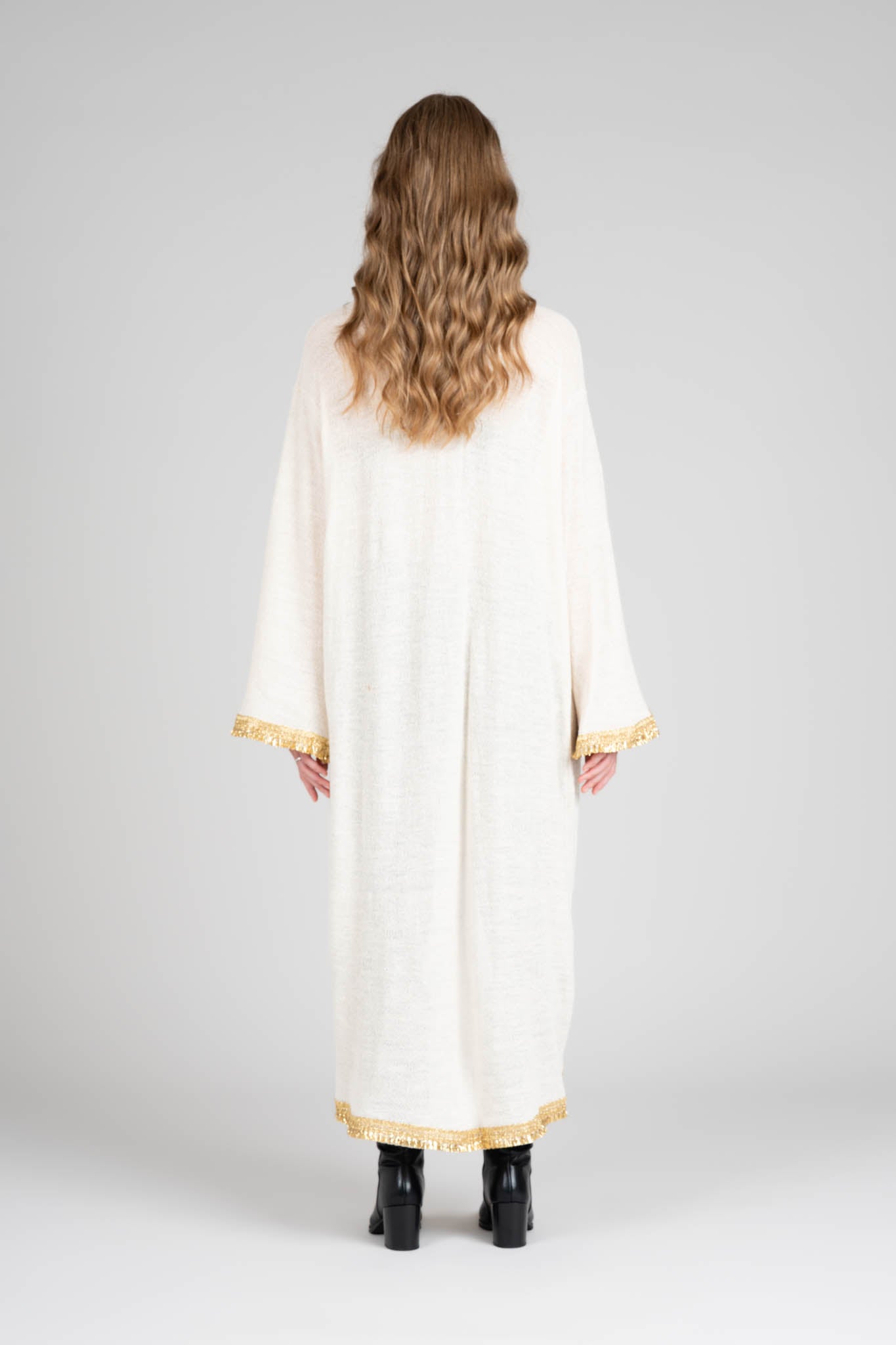 Abaya Amina